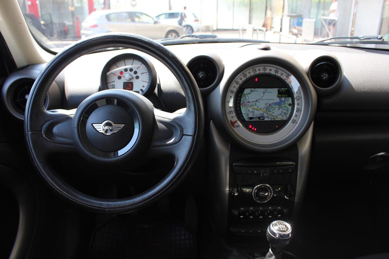 Mini Cooper D Countryman 1.6 ALL4 NAVY SENSORI