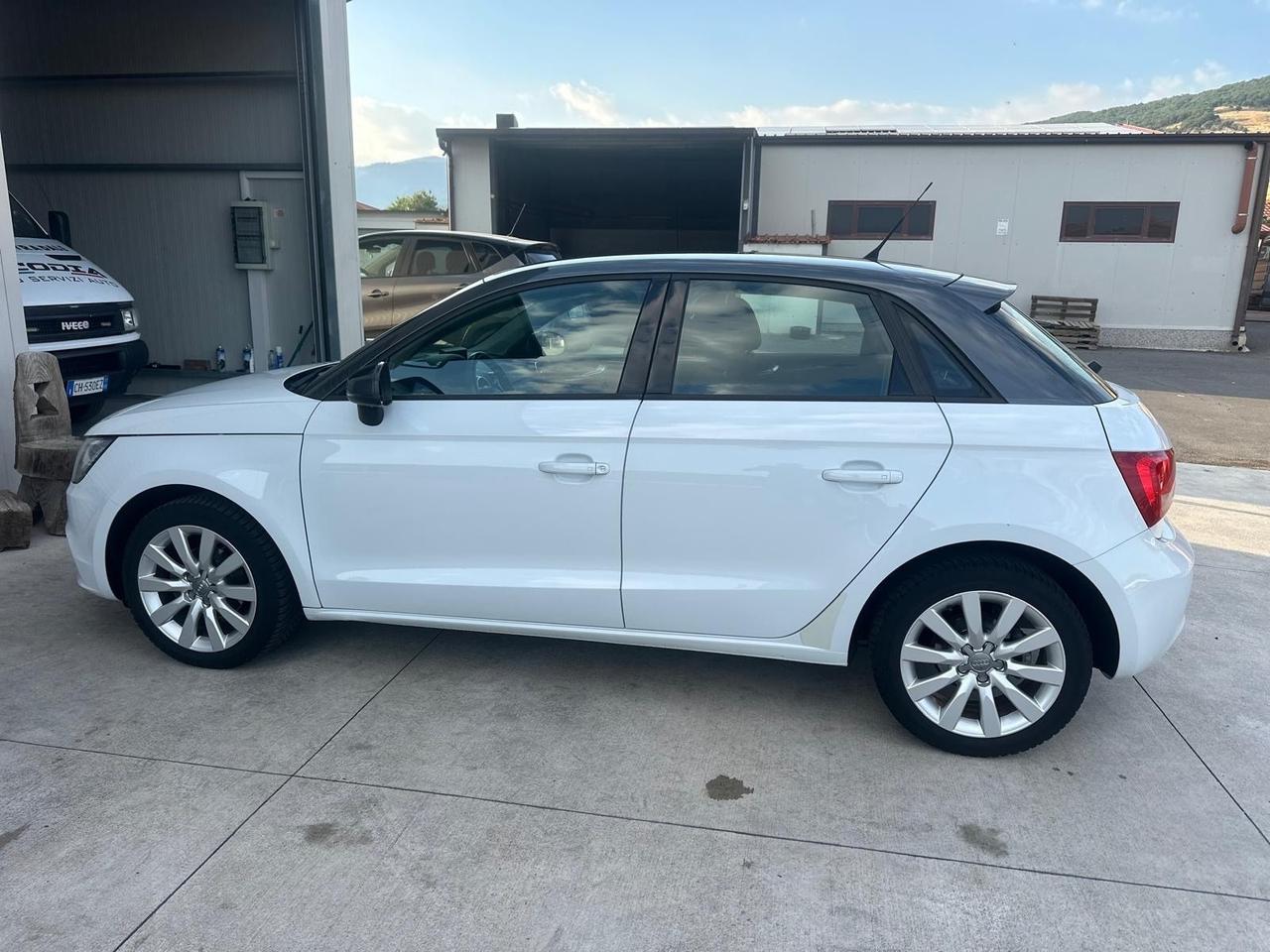 Audi A1 1.6 TDI S tronic line edition