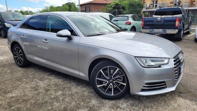 AUDI A4 2.0 TDI 150 CV S tronic Sport