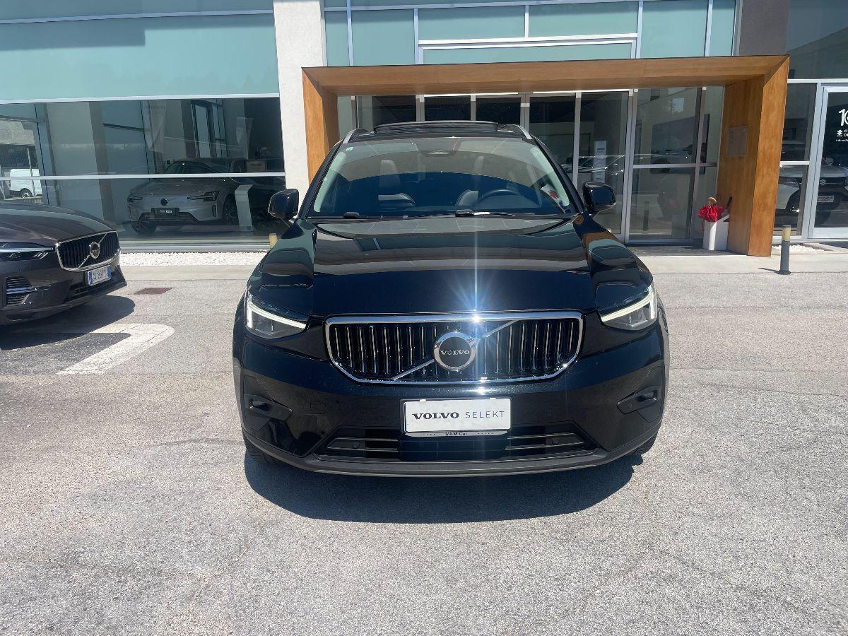 VOLVO - XC40 - B4 AWD Geartronic Ultimate Bright