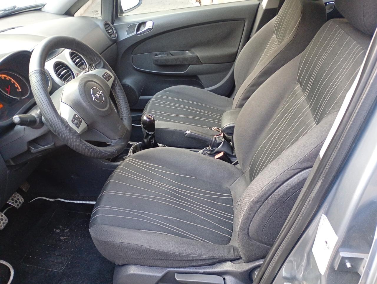 Opel Corsa 1.2 5 porte Enjoy