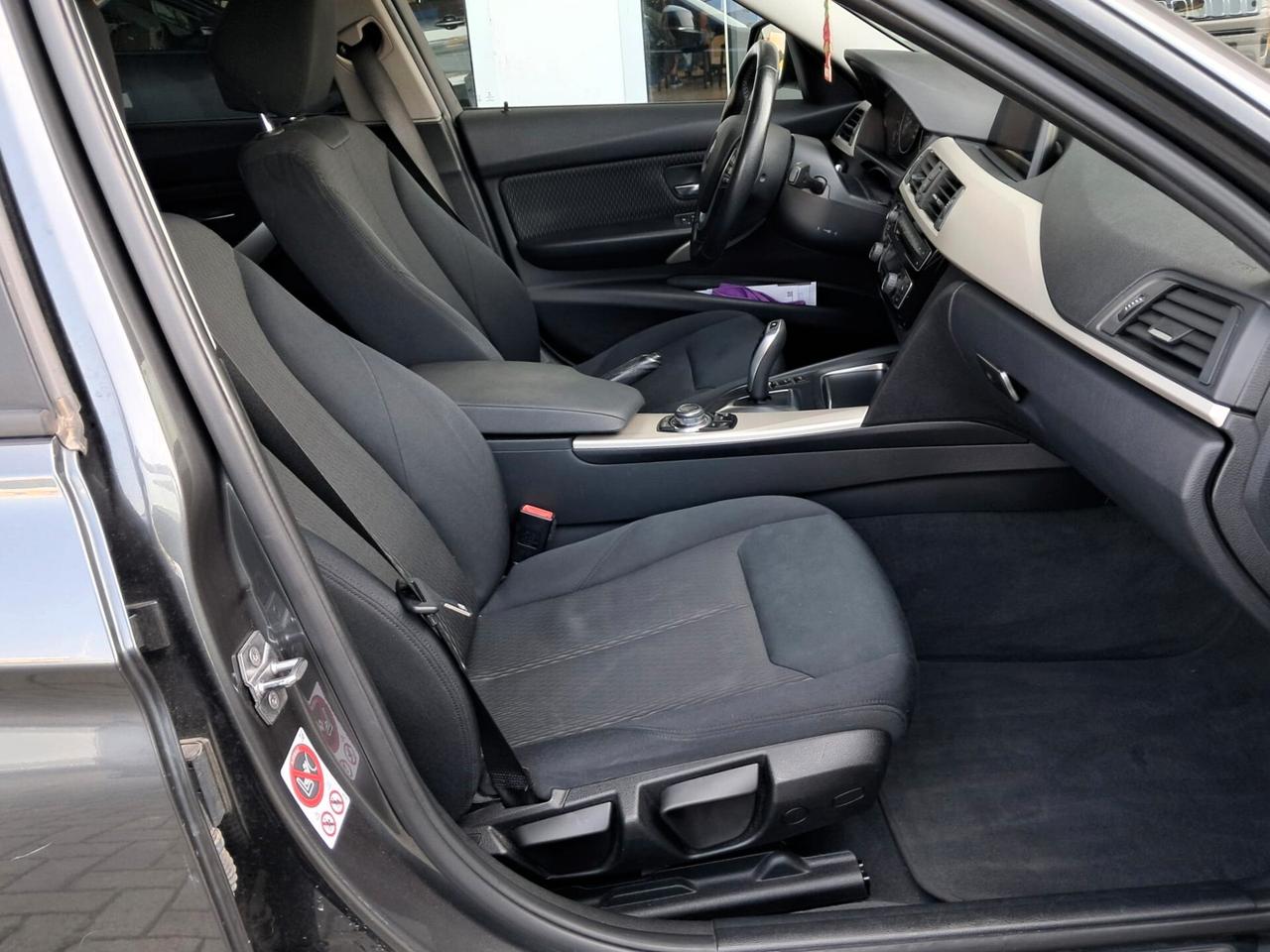 Bmw 318 318d Touring Business Advantage aut.