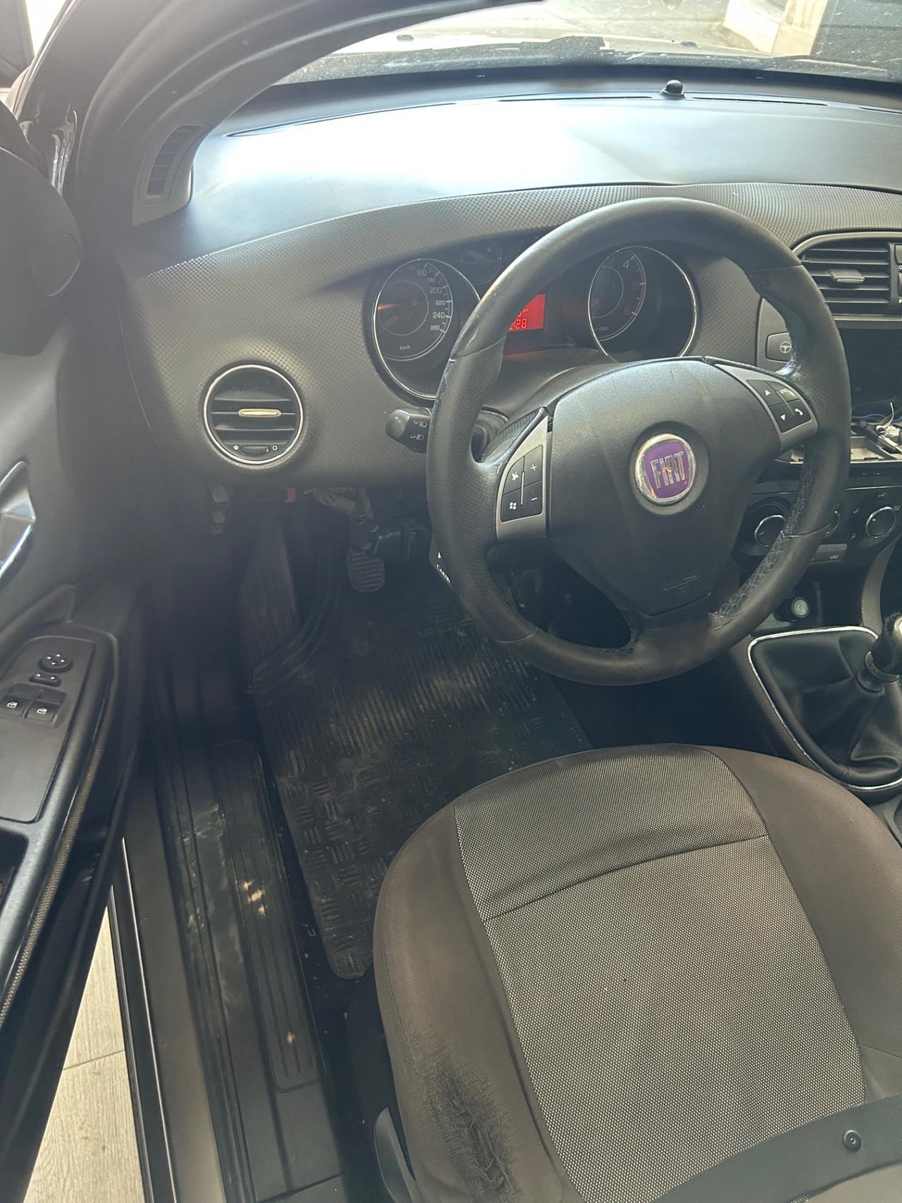 FIAT BRAVO 1.6 Mjet 105 cv “X NEOPATENTATI”-2008