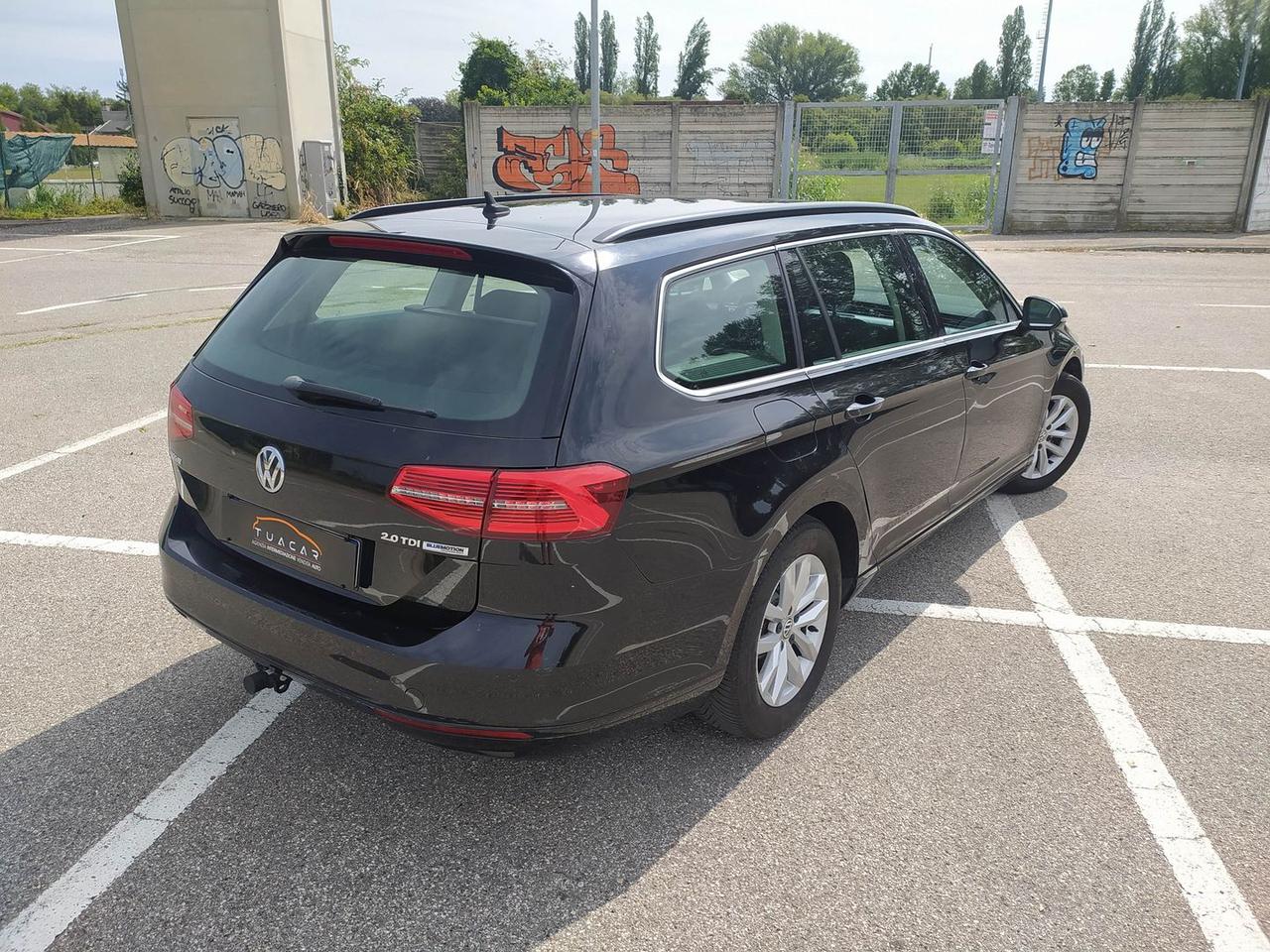 Volkswagen Passat Highline 2.0 TDI 150CV #11280