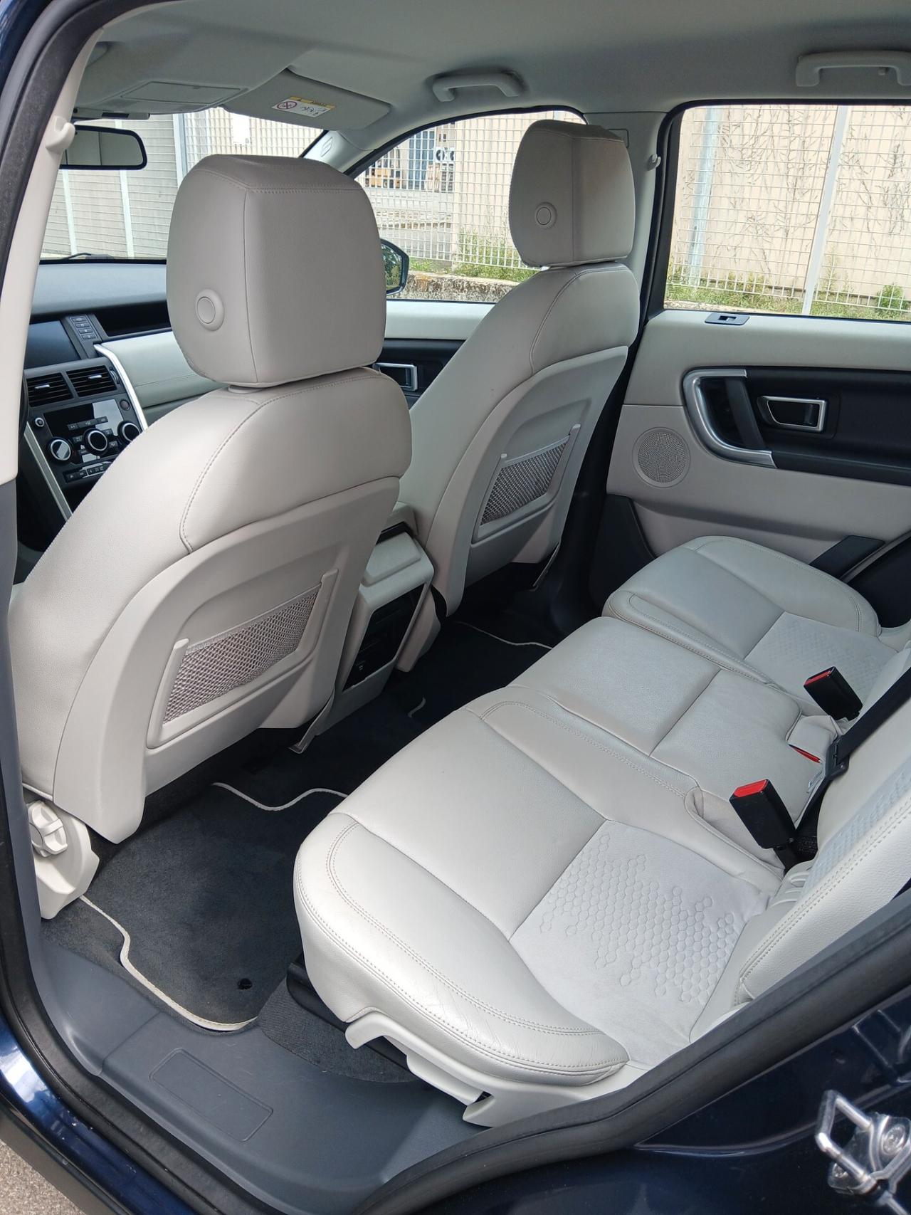 Land Rover Discovery Sport 2.0 TD4 150 CV 11600€
