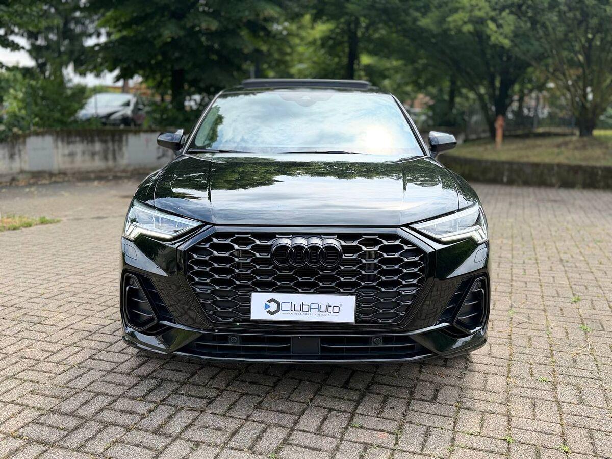 Audi Q3 Sportback 35 1.5 tfsi Identity Black s-tronic