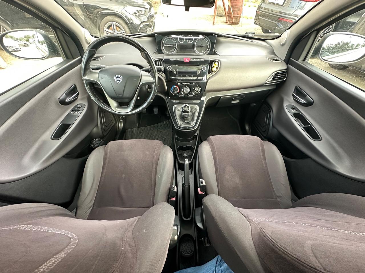 Lancia Ypsilon 1.2 69 CV 5 porte GPL Ecochic Platinum