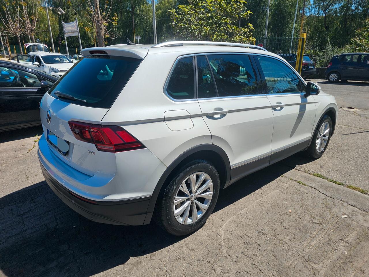 Volkswagen Tiguan 1.6 TDI SCR Business BlueMotion Technology