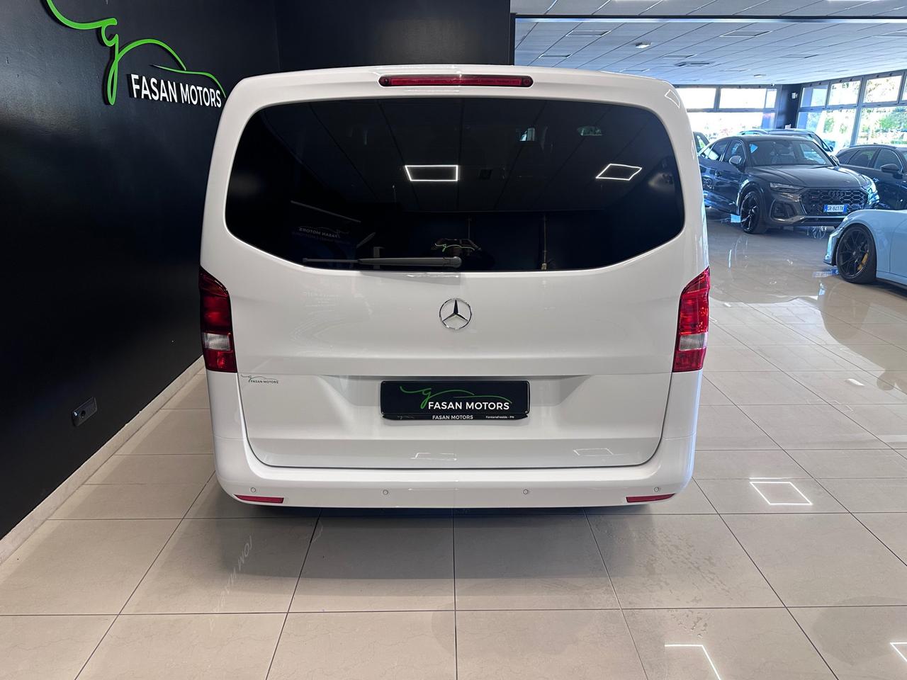 MERCEDES Vito 116 cdi compact tourer select auto my19