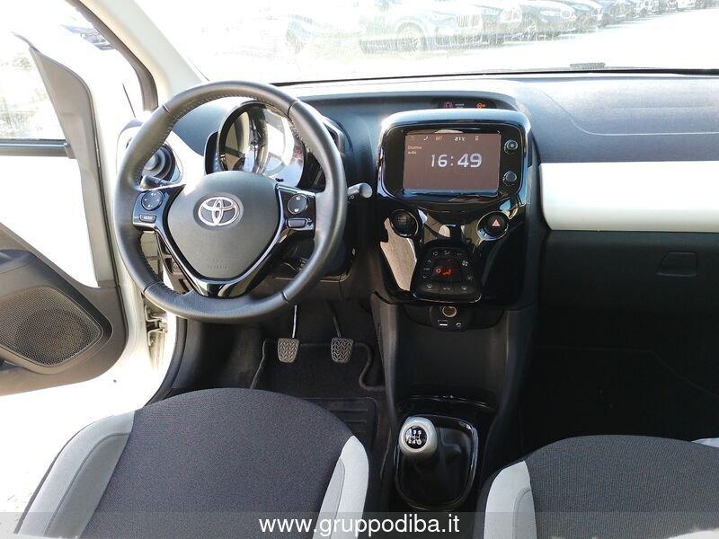 Toyota Aygo II 2014 5p 1.0 x-cool