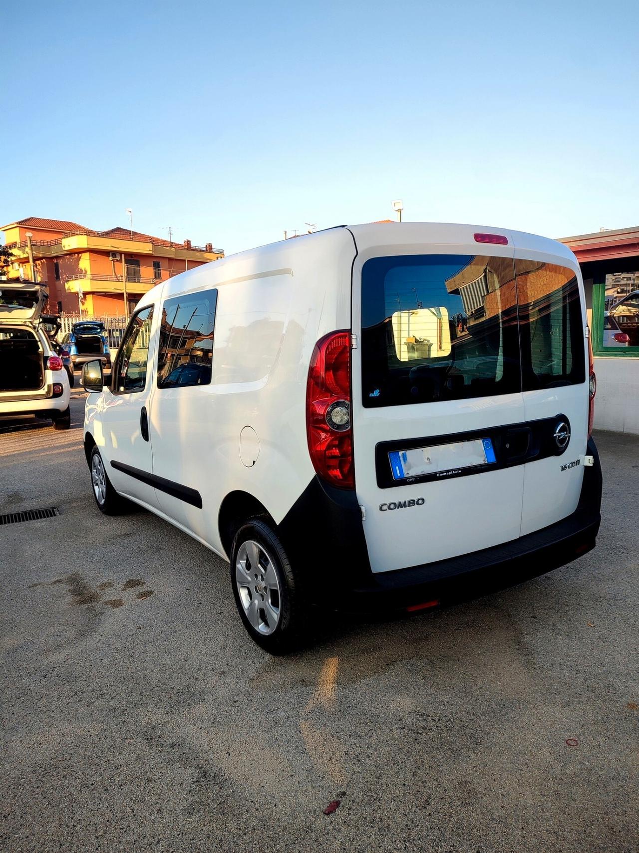 Opel Combo 1.6 CDTI 105CV Van
