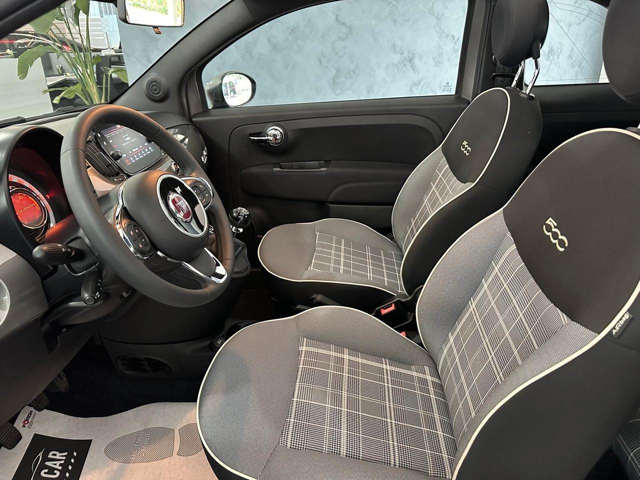 Fiat 500 C 1.0 Hybrid Lounge