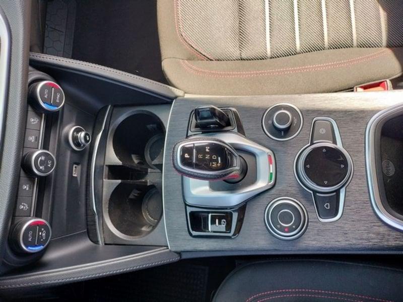 Alfa Romeo Stelvio 2.2 Turbo Diesel 190CV Business AT8 Q4