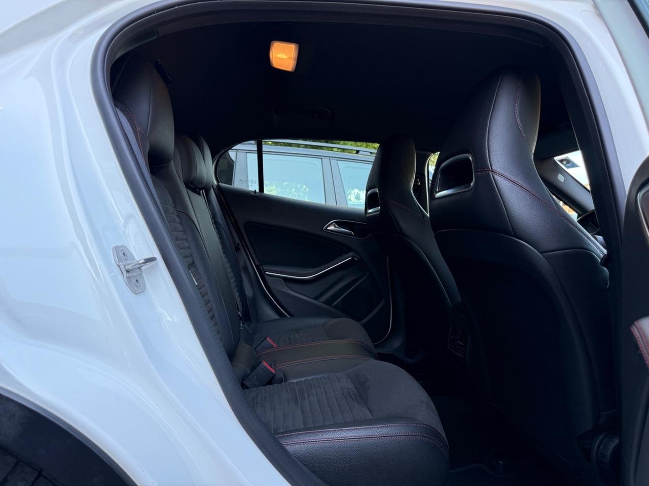 Mercedes-benz GLA 200 d Automatic 4Matic Premium