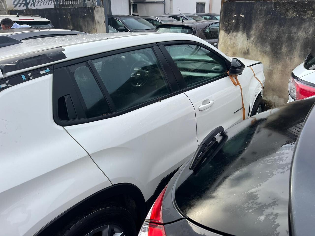 Jeep Avenger 1.2 Turbo 100 CV MHEV Summit