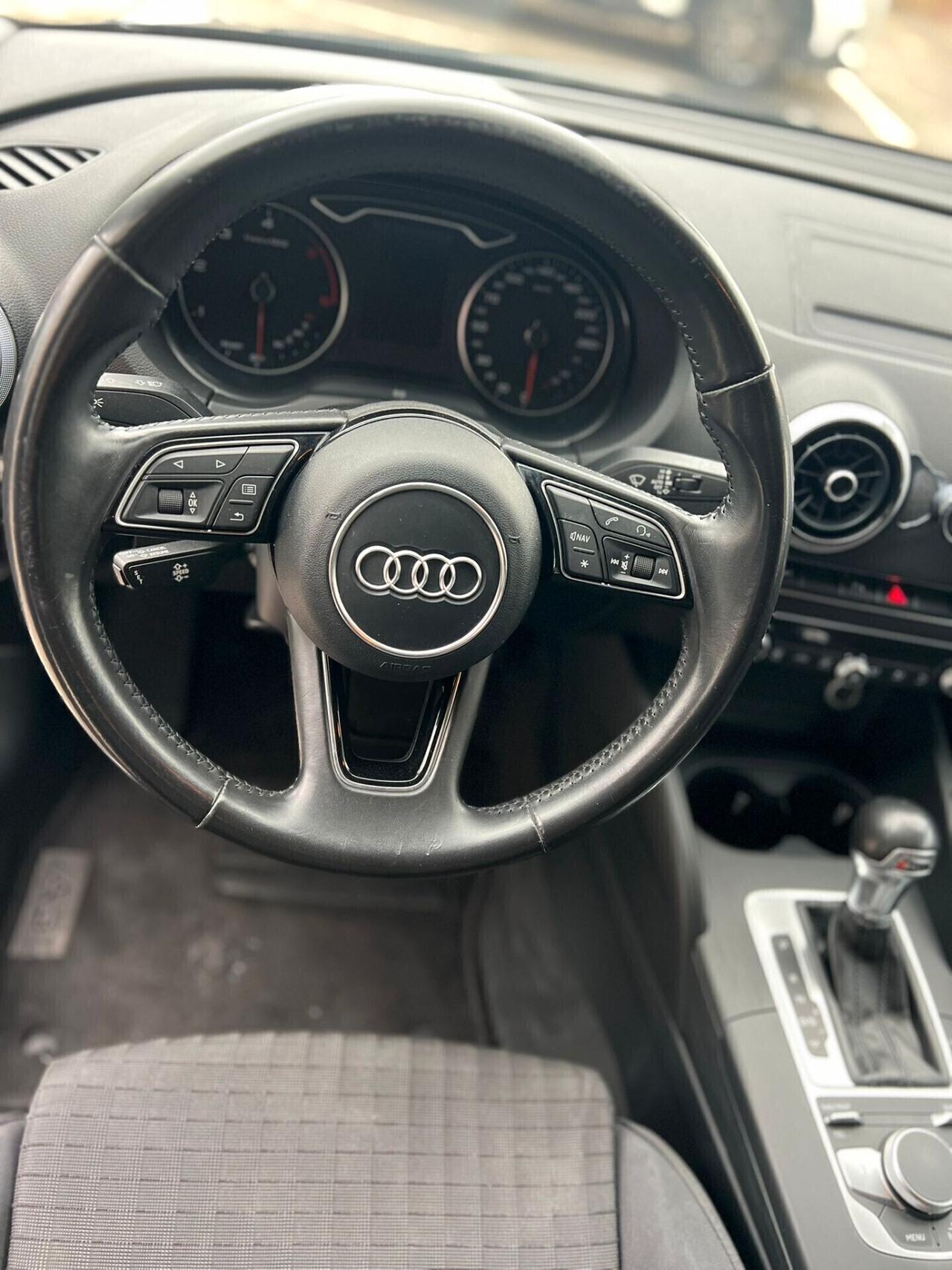 Audi A3 SPB 1.6 TDI S tronic Business