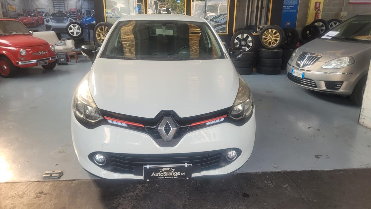 Renault Clio 1.2 75CV 5 porte
