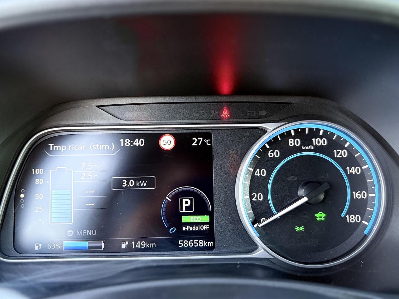 Nissan Leaf 40kWh 122CV E6 - 2022