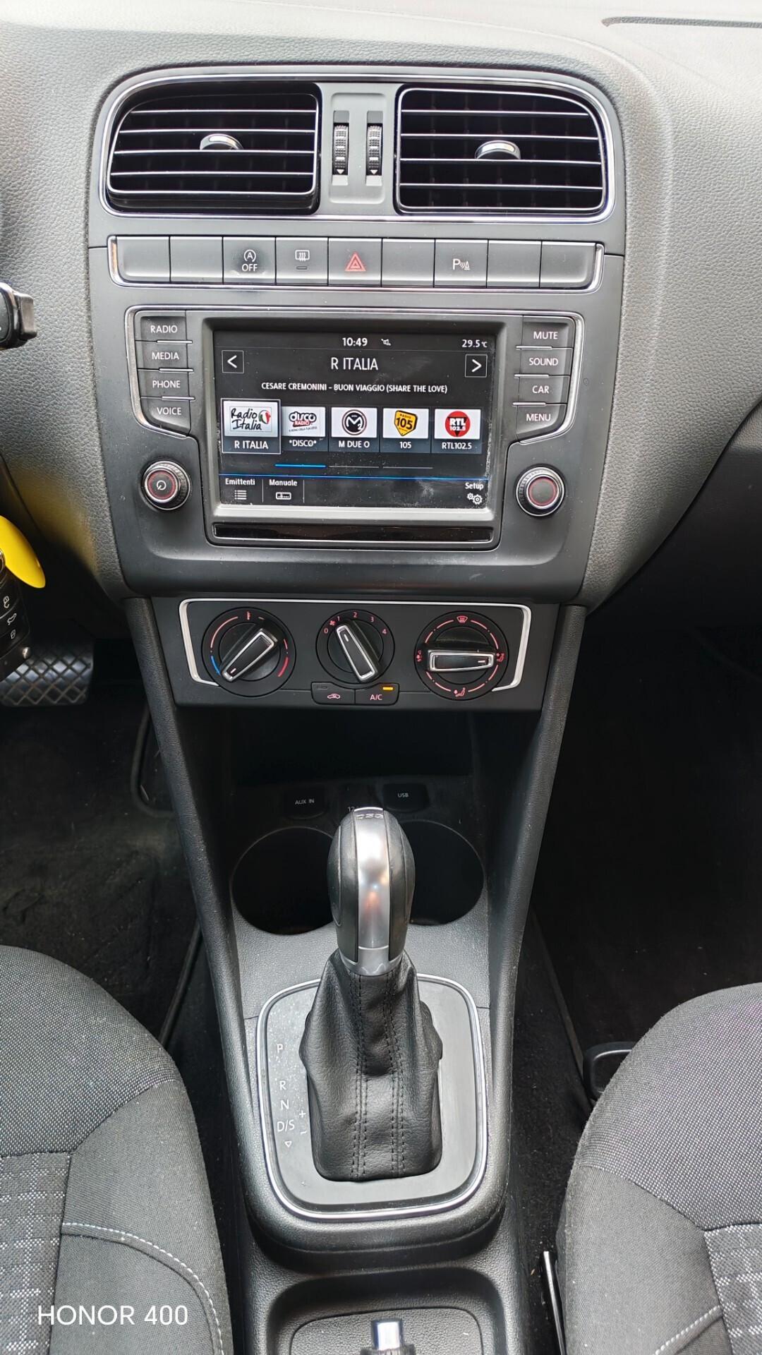Volkswagen Polo HIGHLINE CAMBIO AUTOMATICO NEOPATENTATO