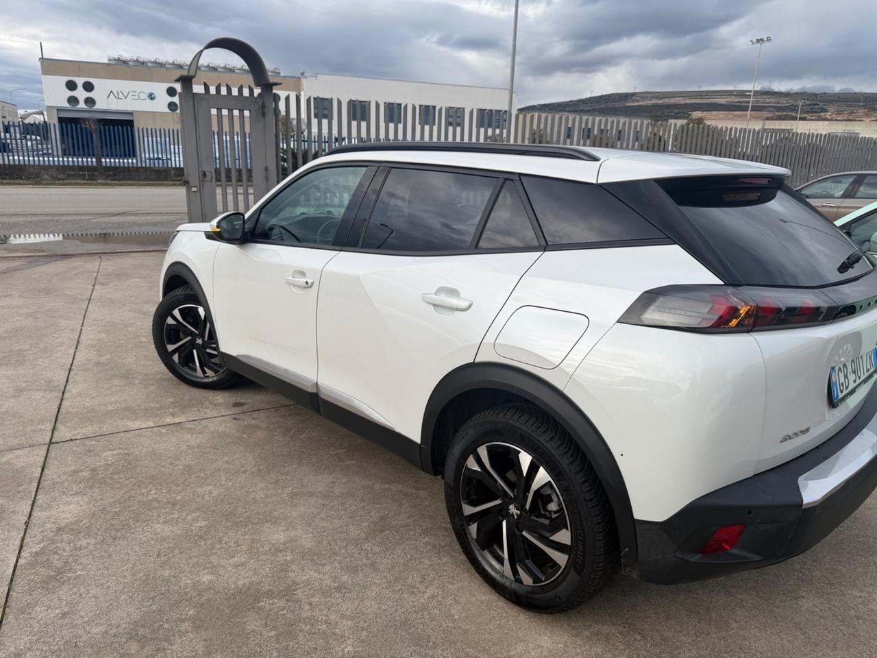 Peugeot 2008 PureTech 100 S&S Allure