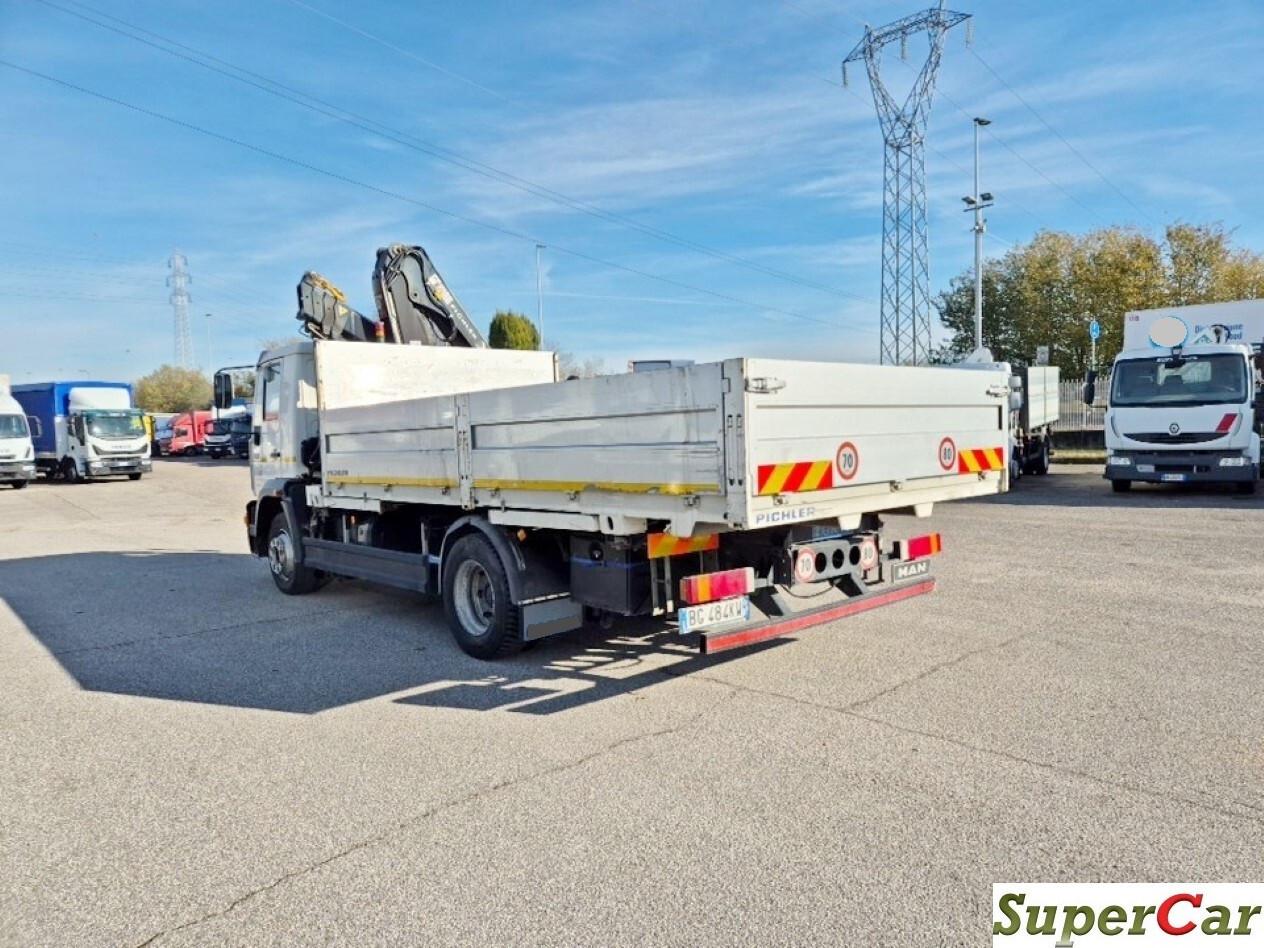 MAN 13 284 cassone e gru scarrabili con Radiocomando