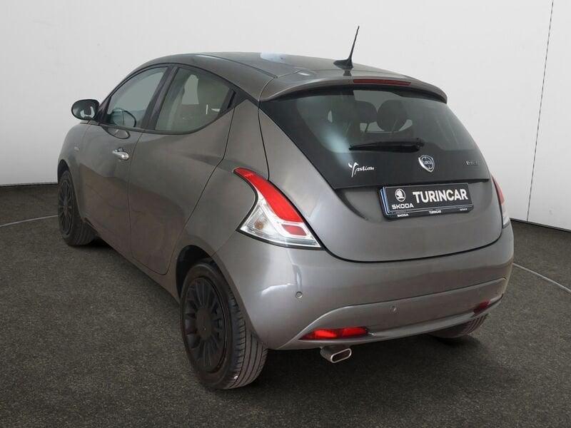 Lancia Ypsilon 1.0 FireFly 5 porte S&S Hybrid Gold