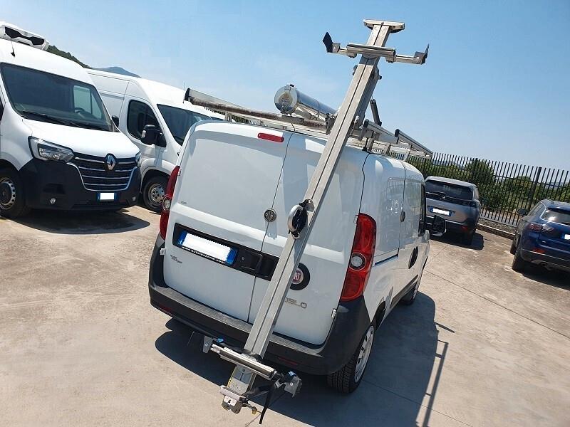 FIAT Doblò 1.6 MJ 105CV Cargo Scaffali B&M 09.2014