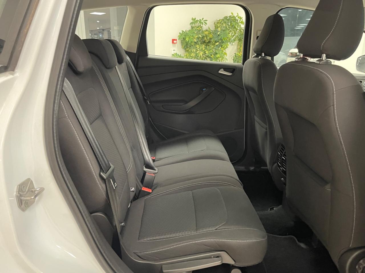 Ford Kuga 1.5 TDCI 120 CV S&S 2WD Business