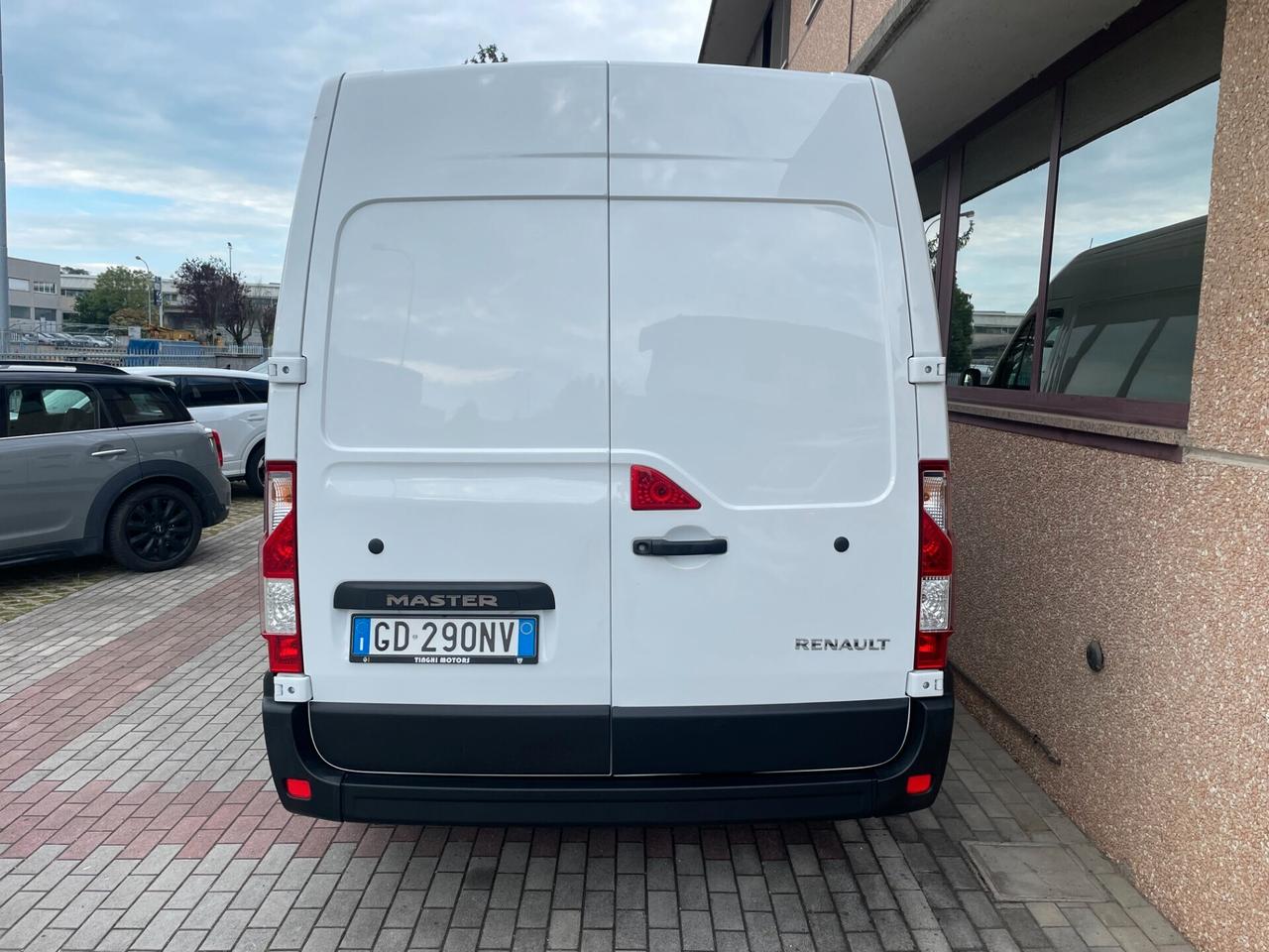 RENAULT MASTER L2H2 Doppia porta laterale