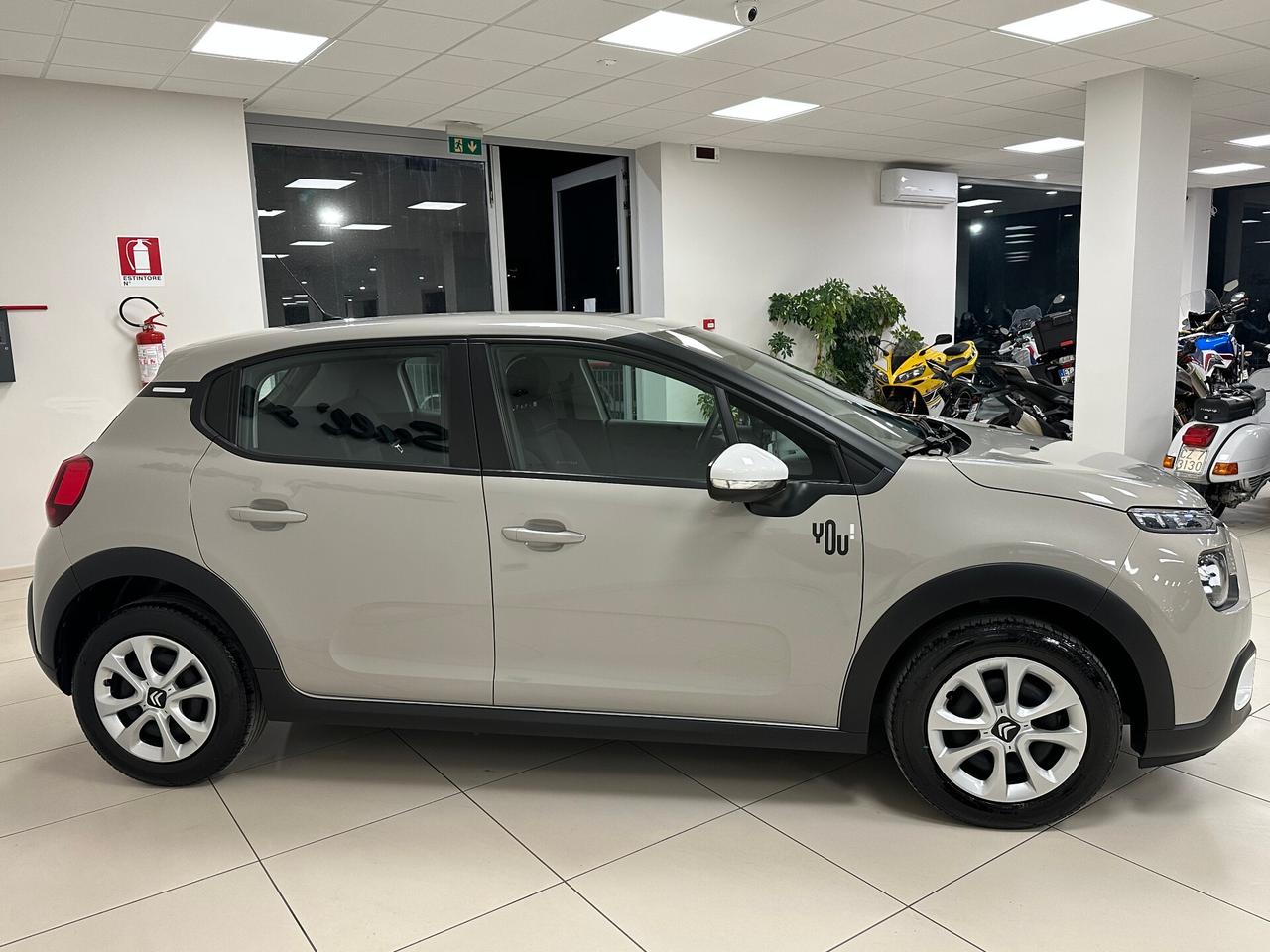 Citroen C3 PureTech 83 S&S You - 12/2023