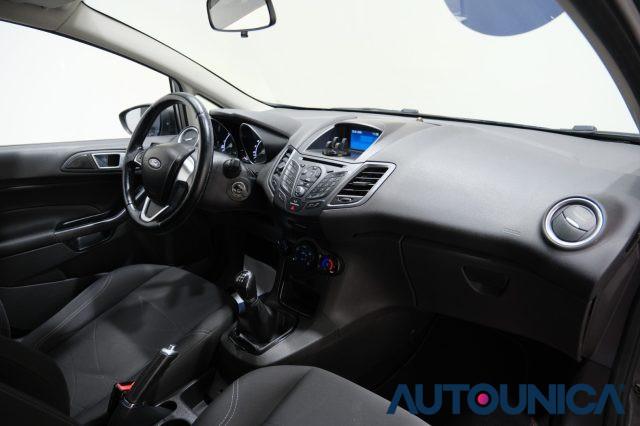 FORD Fiesta 1.5 TDCi 75CV 5 PORTE BUSINESS NEOPATENTATI