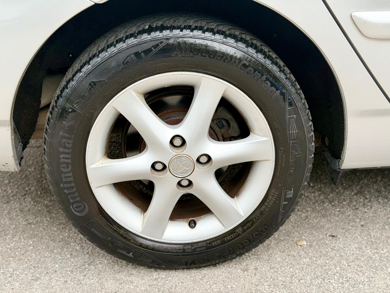 Toyota Corolla 1.6 BENZINA 16V OK NEOPATENTATI ! ! !