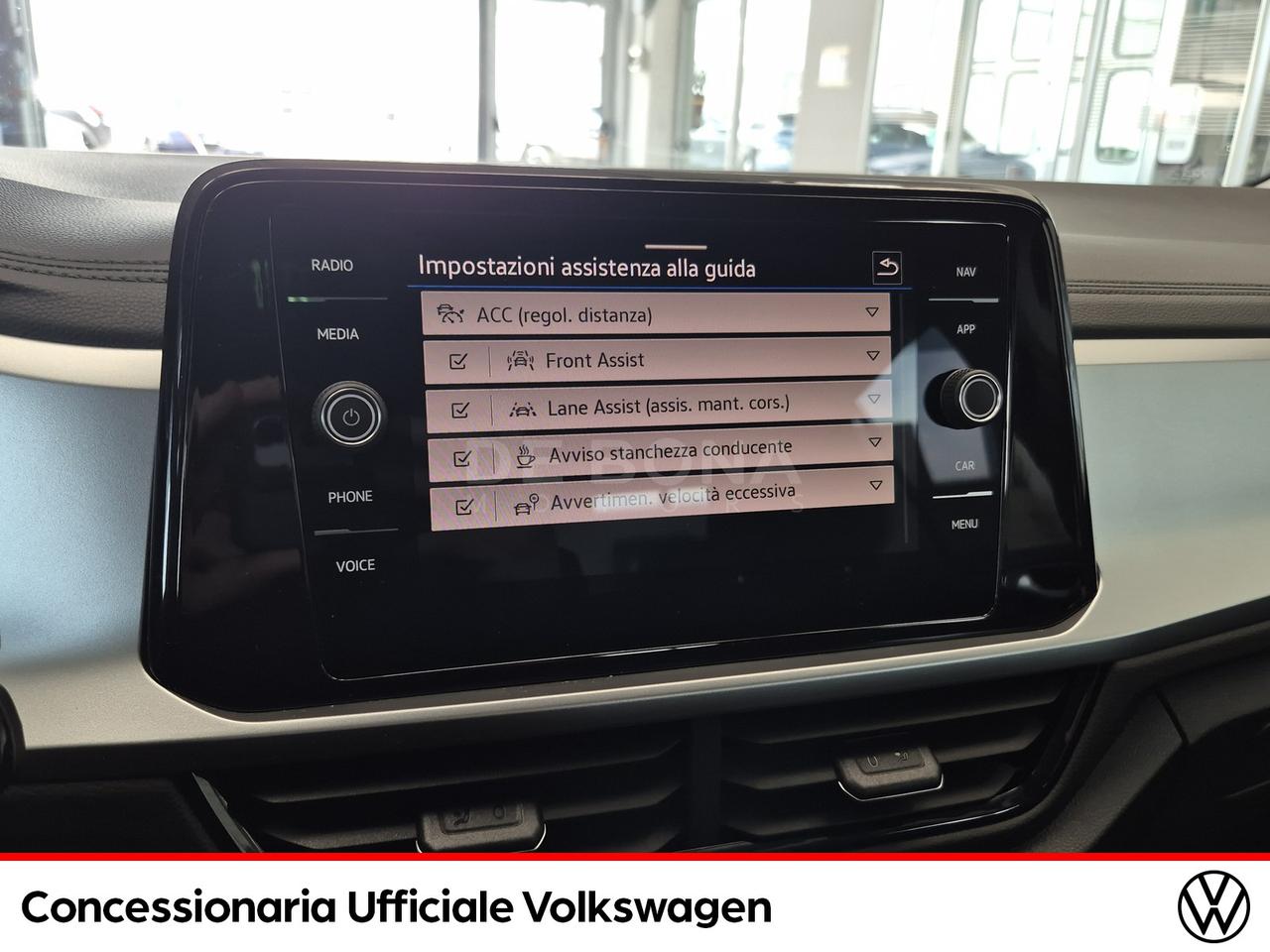 Volkswagen T-Roc 1.5 tsi sport dsg