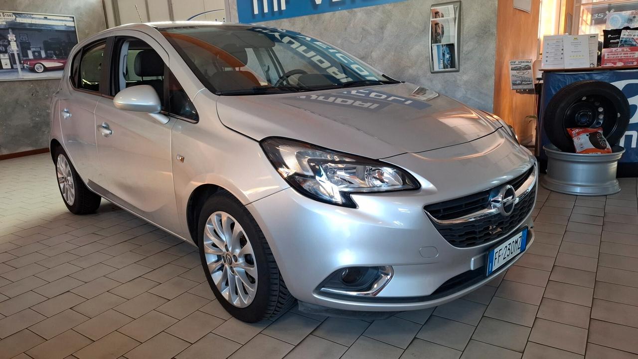 Opel Corsa 1.4 90CV 5 porte Cosmo