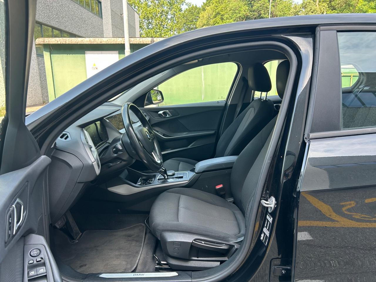 Bmw 116d Automatica – IVA Esposta Navi LED 2021