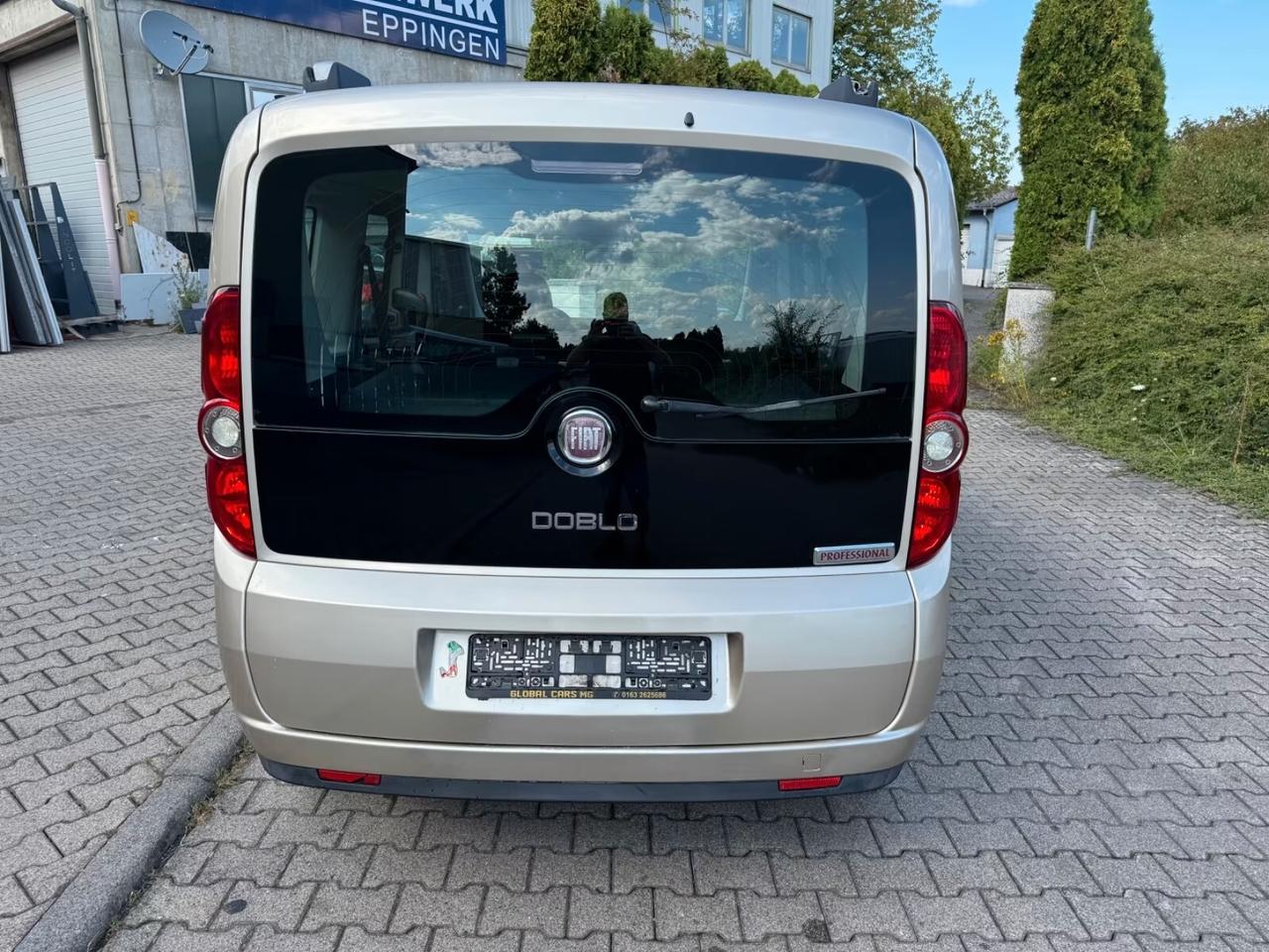 Fiat Doblo 1.4 16V Maxi vettura 5 posti
