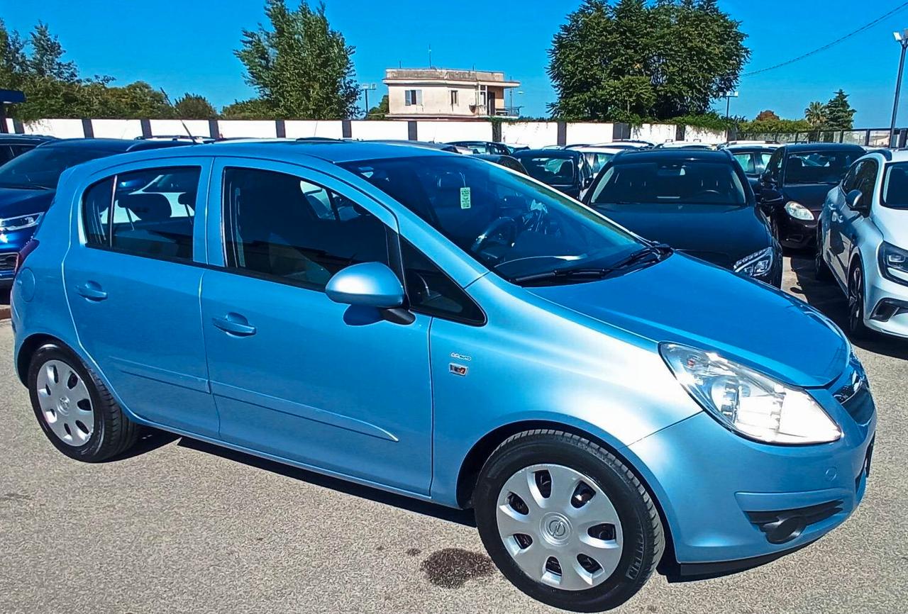 Opel Corsa 1.2 5 porte Enjoy