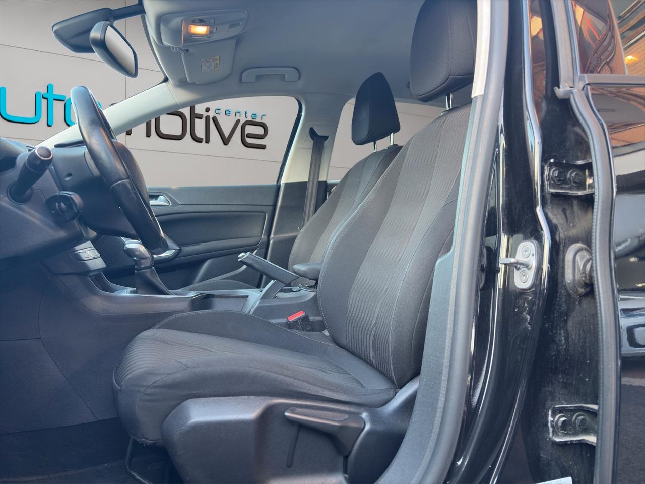 Peugeot 308 BlueHDi 100 S&S Active