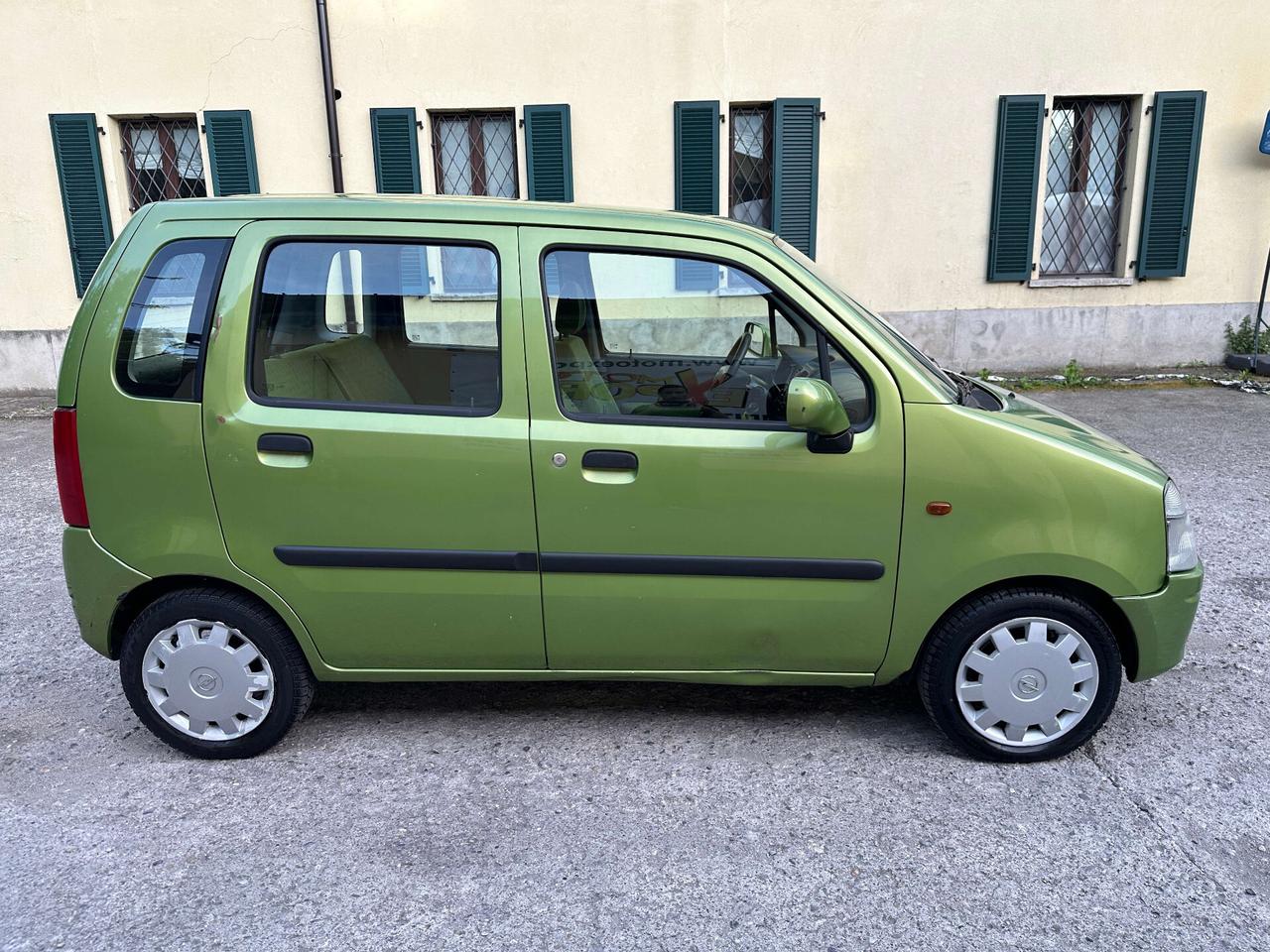Opel Agila 1.2 16V Comfort