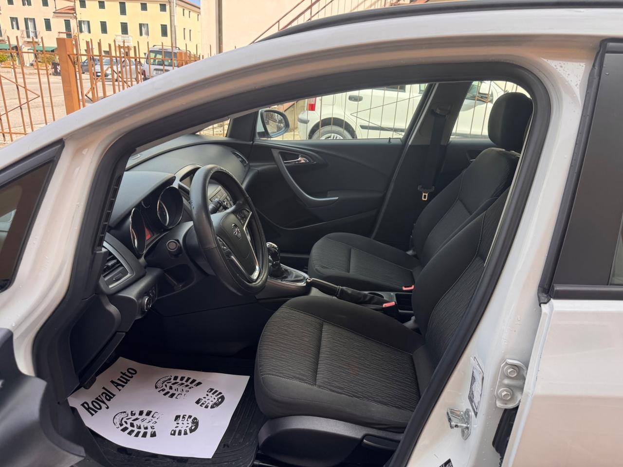 Opel Astra 1.7 CDTI 110CV Ok Neopatentati