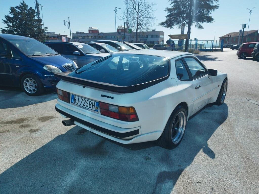 Porsche 944 2.5