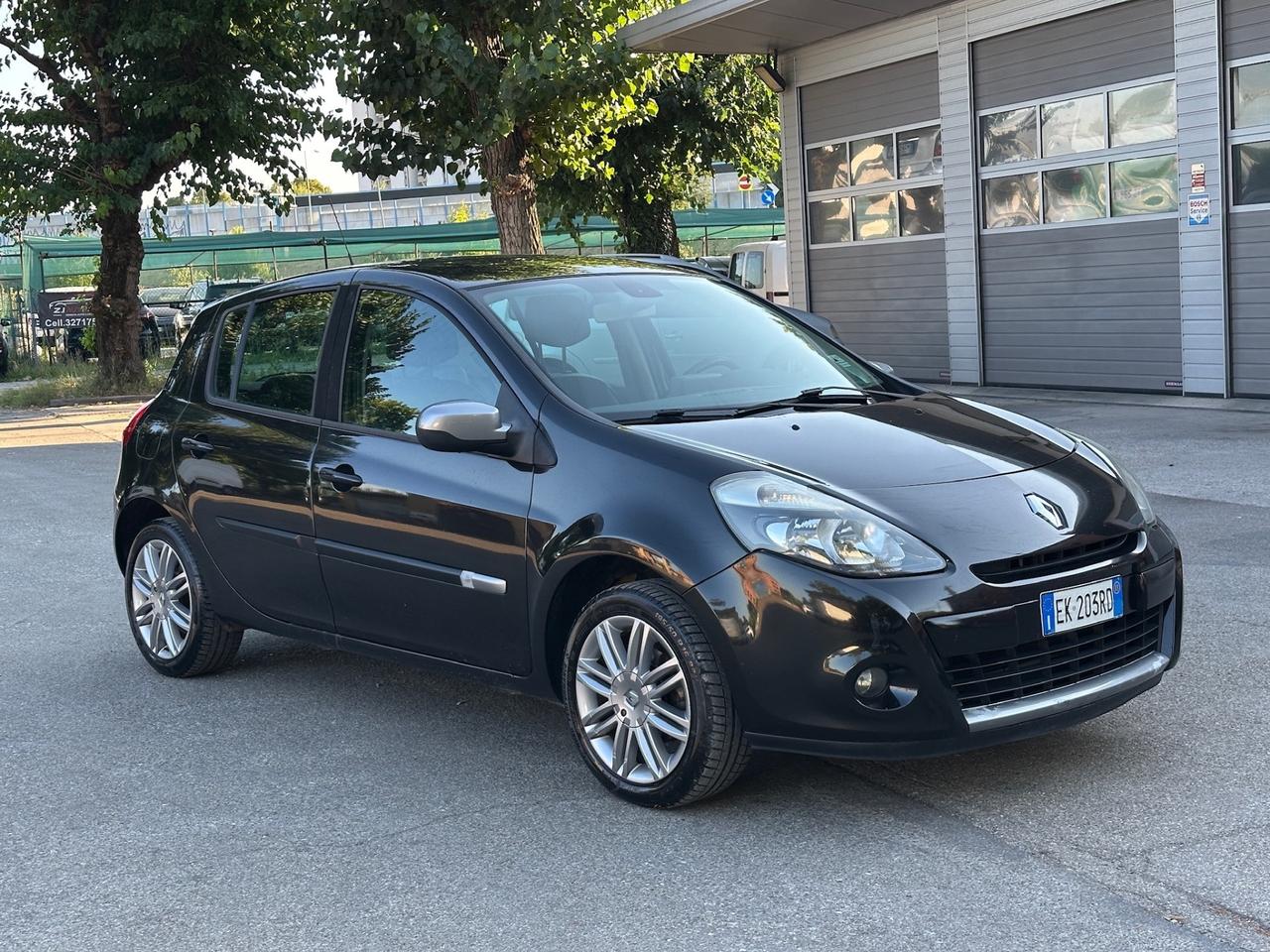 Renault Clio 1.2 16V 5 porte Live X Neopatentati