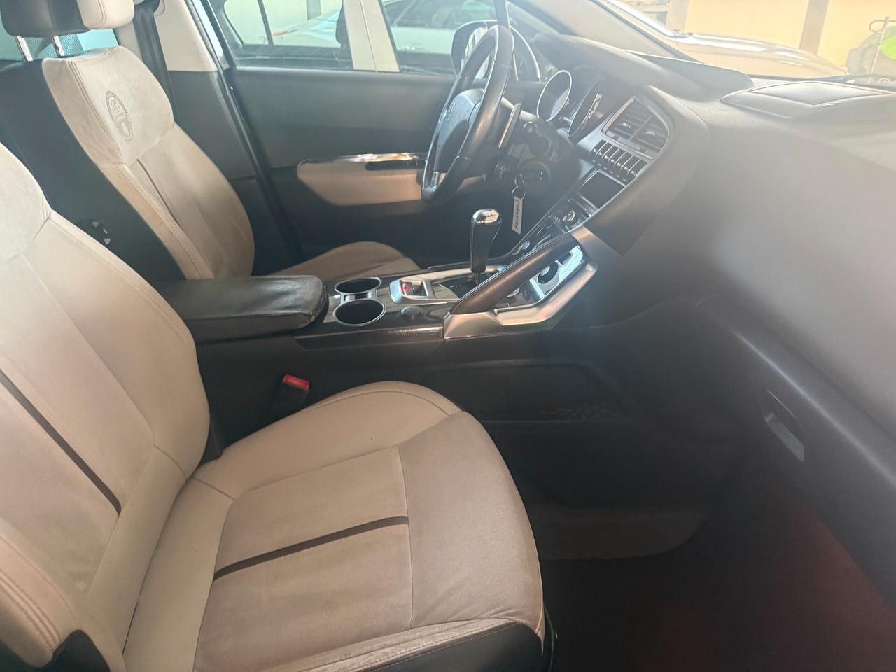 Peugeot 3008 1.6 HDi 115CV Business