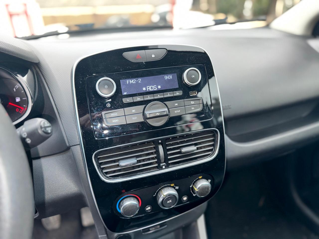 Renault Clio VAN 1.2 16v Business 73cv autocarro N1 2p