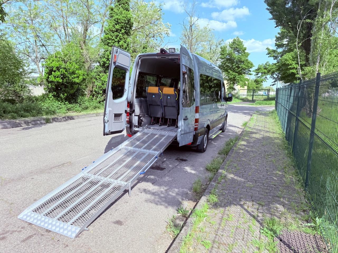 Mercedes Sprinter- PULMINO 9 POSTI 100.000KM REALI