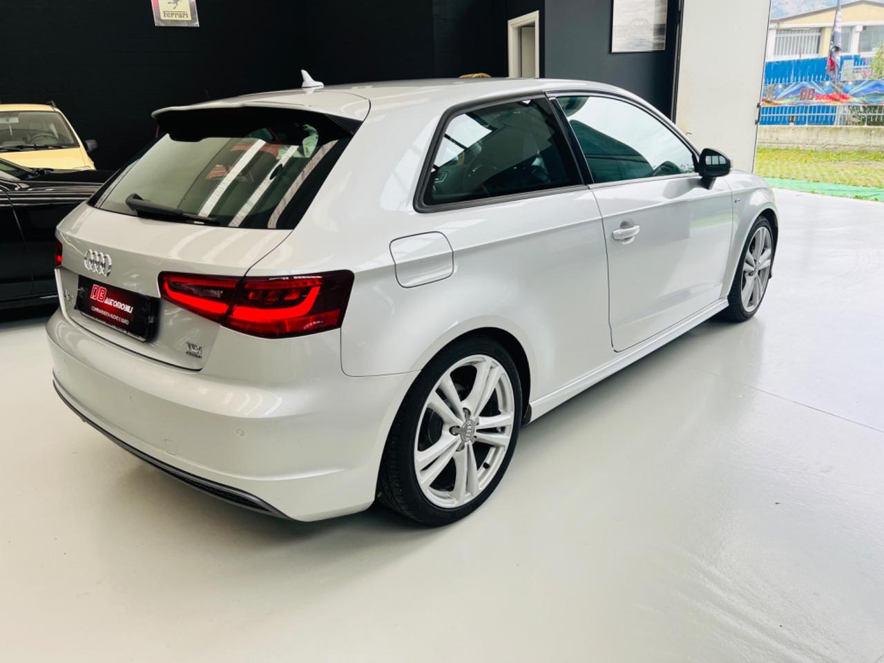 Audi A3 2.0 TDI 184 CV clean diesel quattro S tronic Ambition