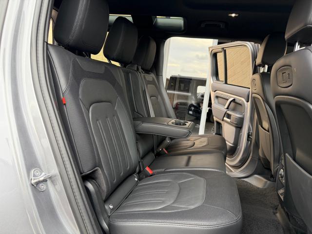 LAND ROVER Defender 110 3.0D I6 250 CV AWD Auto X-Dynamic S (7 POSTI)