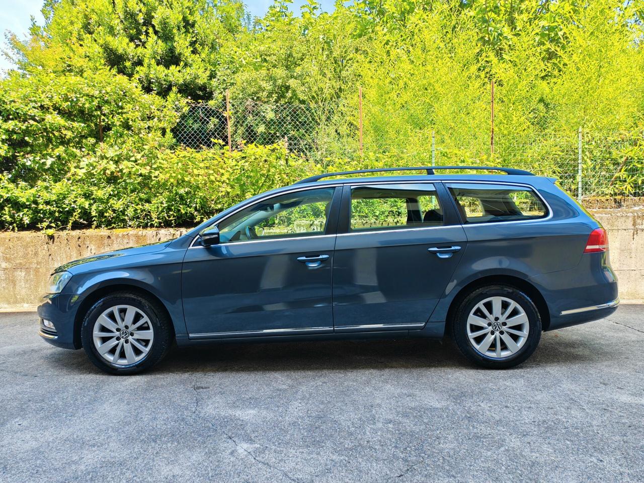 Volkswagen Passat Variant 1.6 DIESEL 105cv / Unipro