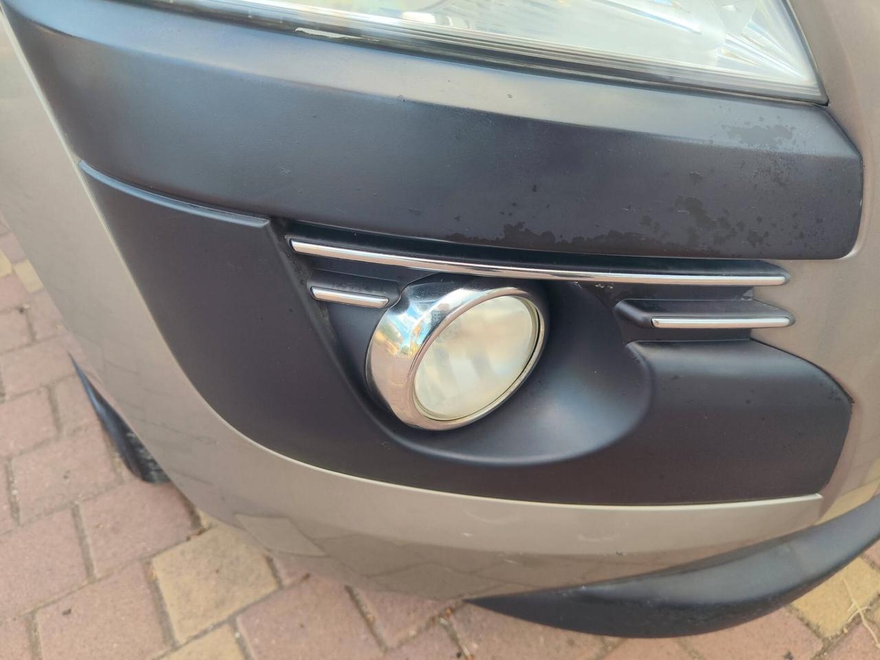 Peugeot 3008 1.6 HDi 110CV Business
