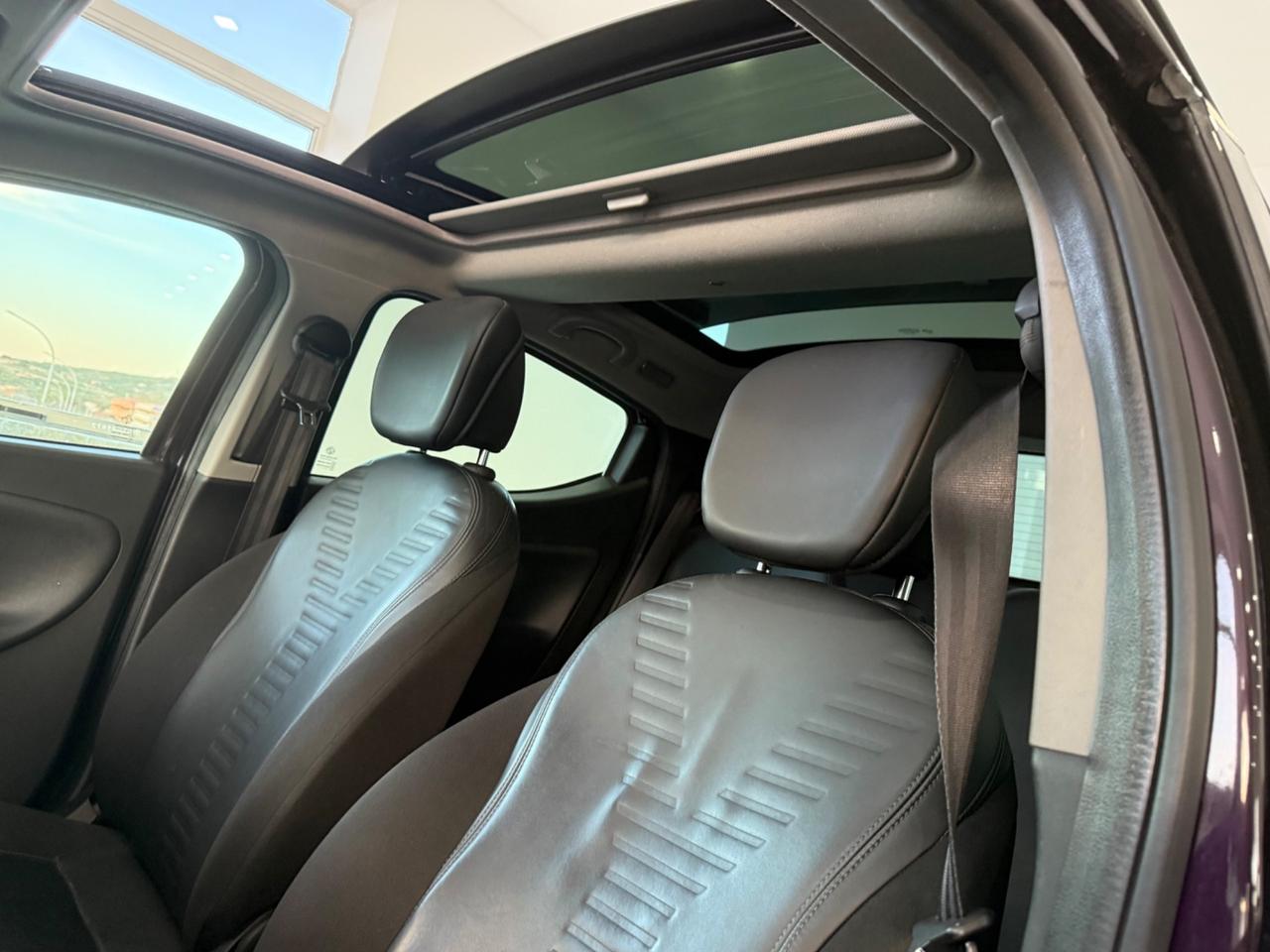 Lancia Ypsilon 1.3MJT95cv Platinum+TETTO APRIBILE2014